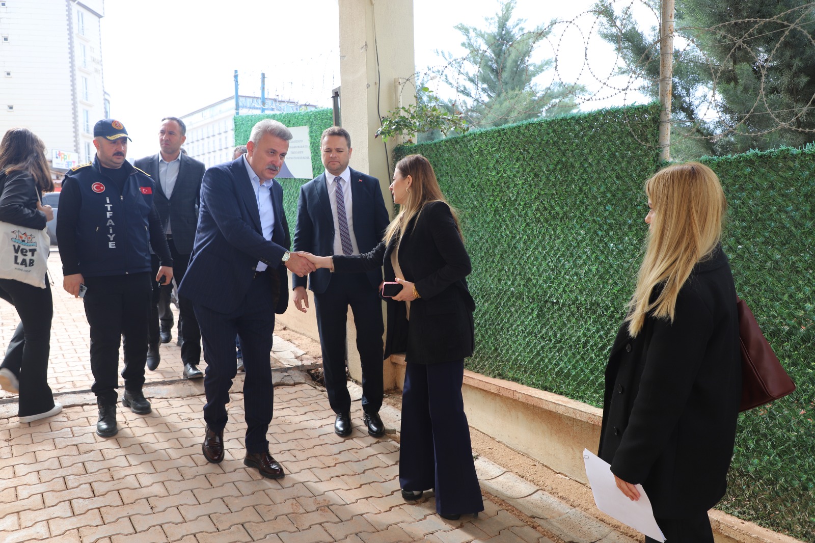 baskanimiz-ahmet-sungur-yogun-yagis-sonrasi-selden-etk-lenen-bolgelerde-nc-lemelerde-bulundu